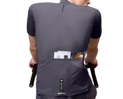 Endura Jerseys|Summer Essentials|AllTrack Ride Short Sleeve Jersey (Carbon Grey) (S)