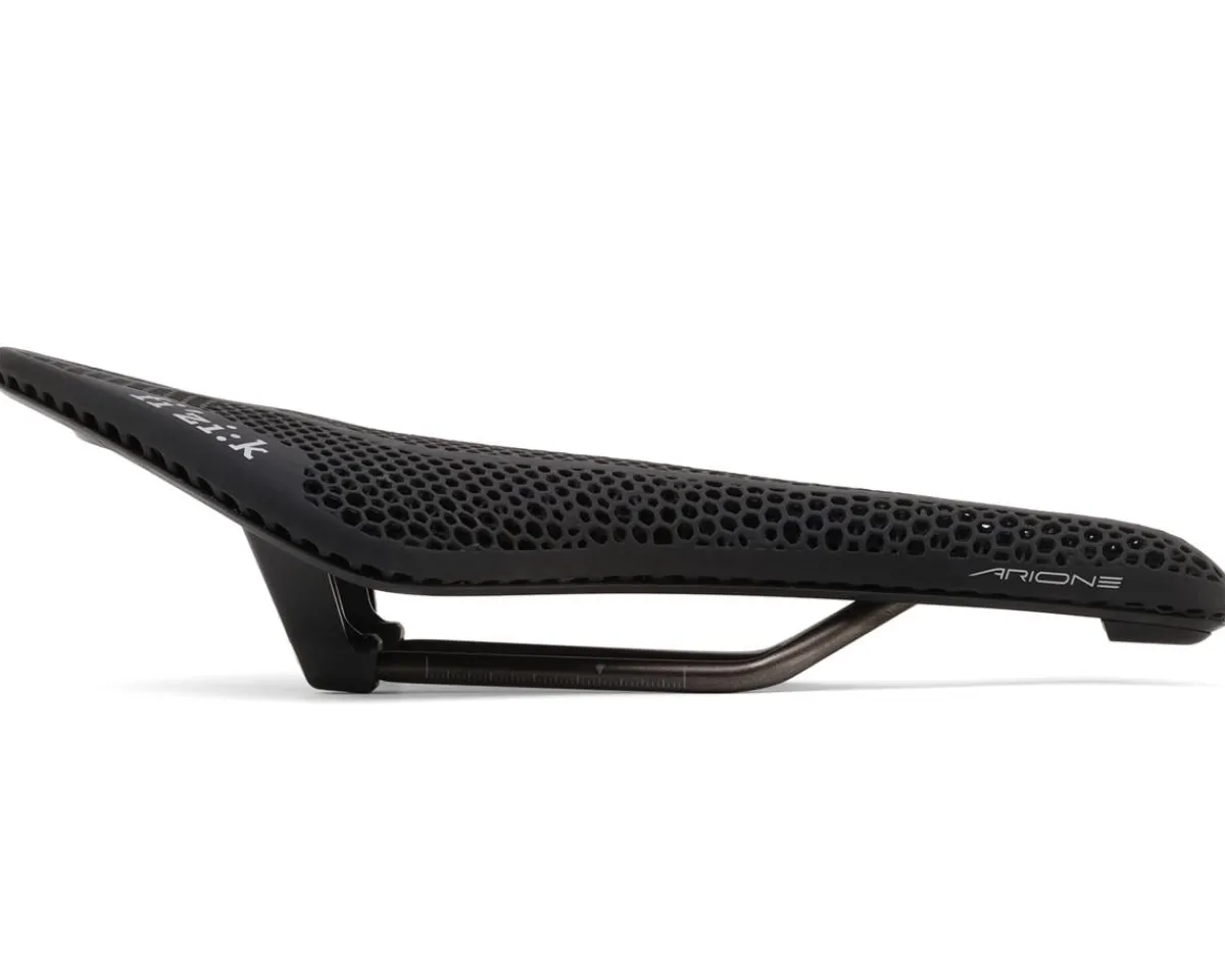 fizik Saddles & Seats|Arione R3 Adaptive Saddle (Black) (Kium Rails) (135mm)