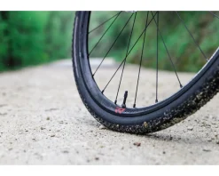 Fulcrum Wheels & Parts|Rapid Red 5 Disc Brake Gravel Wheelset (Black) (Shimano HG 11/12) (12/15 x 100, 12 x 142mm) (700c) (Centerlock) (Tubeless)