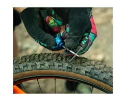 Park Tool Tubeless Tire Tools|Tubeless Accessories|TPT-1 Tubeless Tire Plug Tool (Blue)