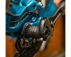 Pedro's Bottom Brackets & Parts|Tools|Bottom Bracket Socket Tool (Fits Shimano/Isis) (20-Tooth Splined) (3/8