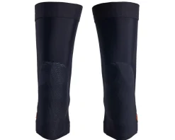 Specialized Pads & Body Armor|Traction D30 Knee Pads (Black) (XS)