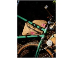 Swift Industries Bags & Packs|Giddy Up Wedge Frame Bag (Coyote)